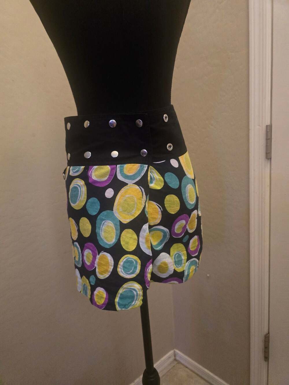 Artisan Adjustable Wrap Skirt Multicolor Circle Print Snap Waist